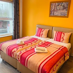 M&m - Wilhelmsburg Hotel