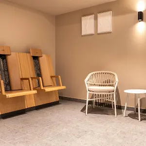 Leonardo Altona Hotel